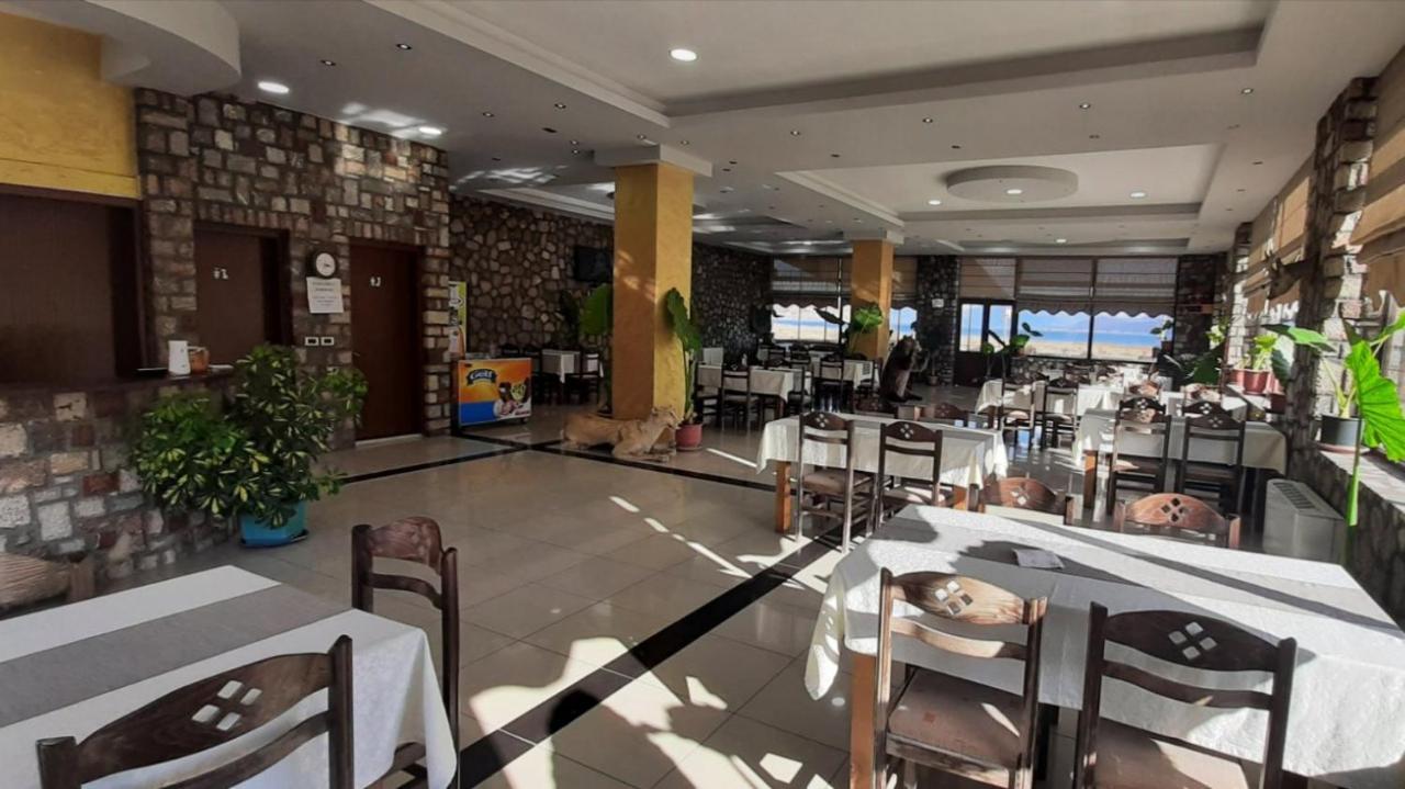 Hotel Restaurant Aleksander Korce Ngoại thất bức ảnh