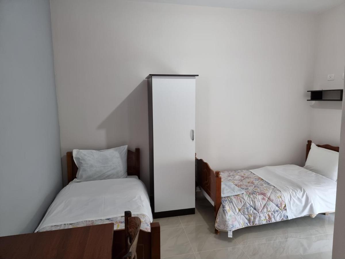 Hotel Restaurant Aleksander Korce Phòng bức ảnh